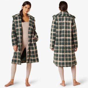 NWOT Beyond Yoga Coat size medium teddy jacket